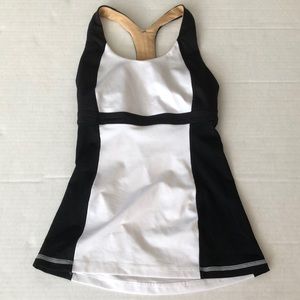 Lululemon Black and White Athletic Tank Top sz 4
